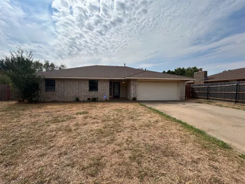 3206 Lansbrook Court