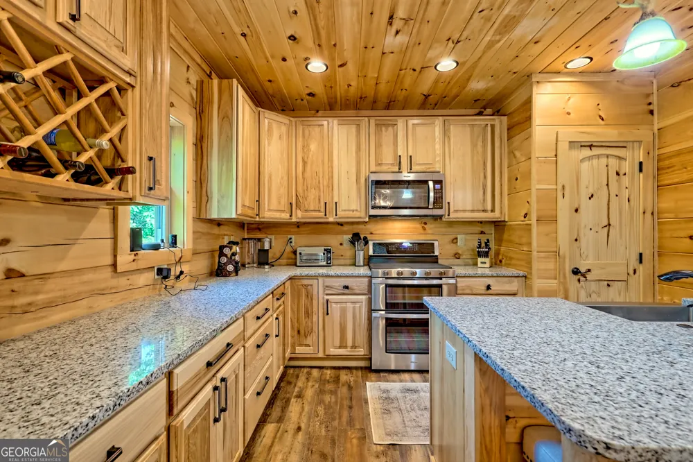 117 Ivy Ridge WAY Clarkesville, GA 30523