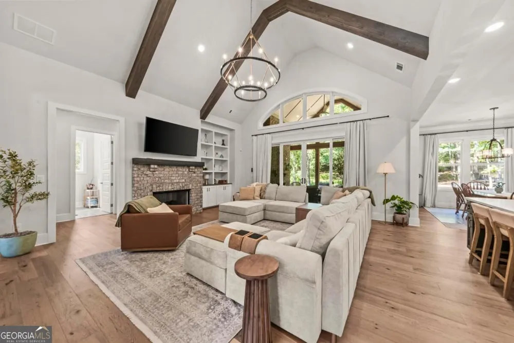 1011 Peachtree CT Greensboro, GA 30642