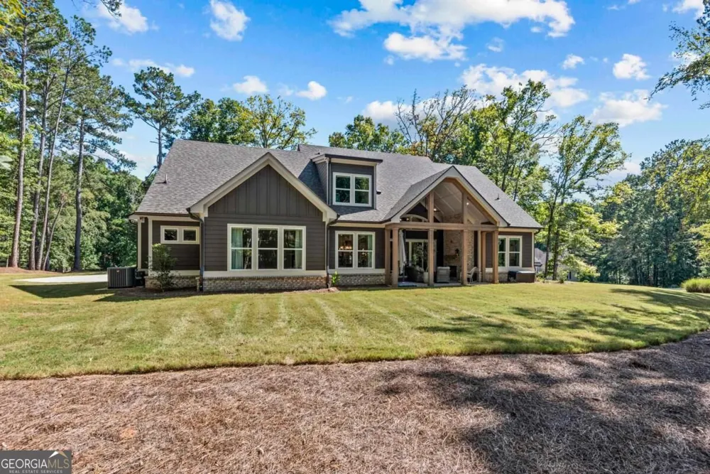 1011 Peachtree CT Greensboro, GA 30642