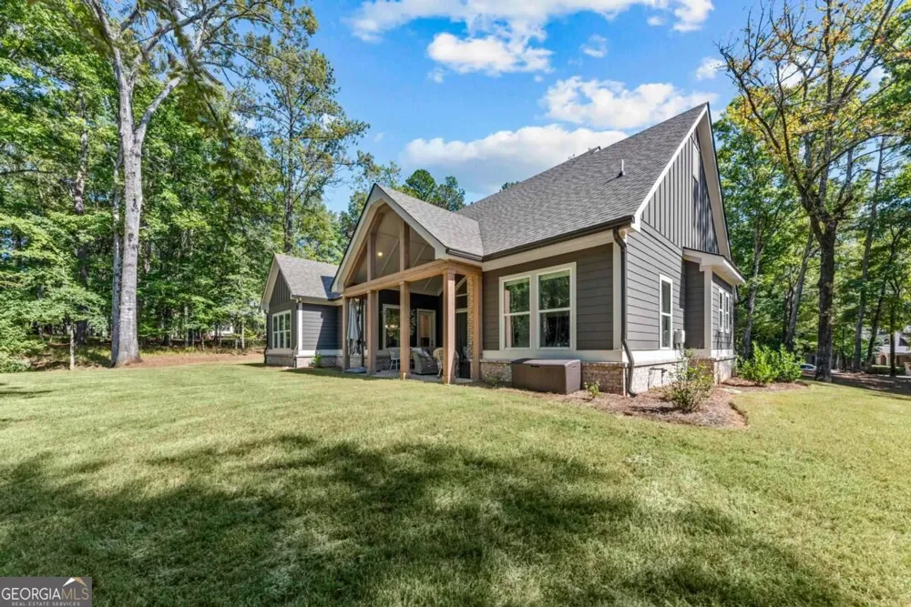 1011 Peachtree CT Greensboro, GA 30642
