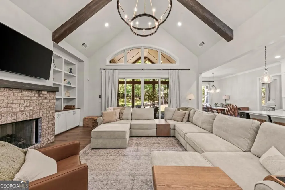 1011 Peachtree CT Greensboro, GA 30642