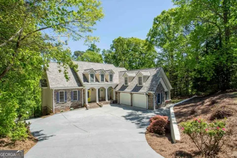 31 Rocky CIR NE