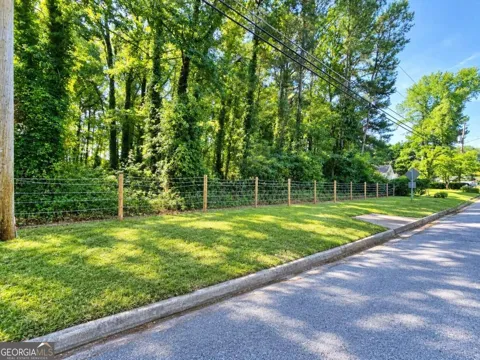 1680 Rose Garden LN