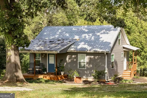 613 Chambers RD
