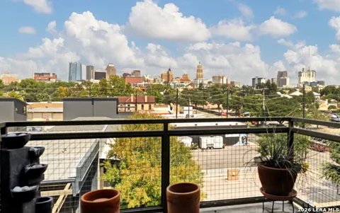 831 S Flores #2407-2409