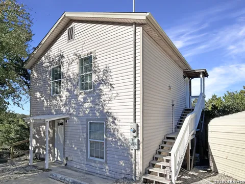 721 Ramblewood Dr Unit B