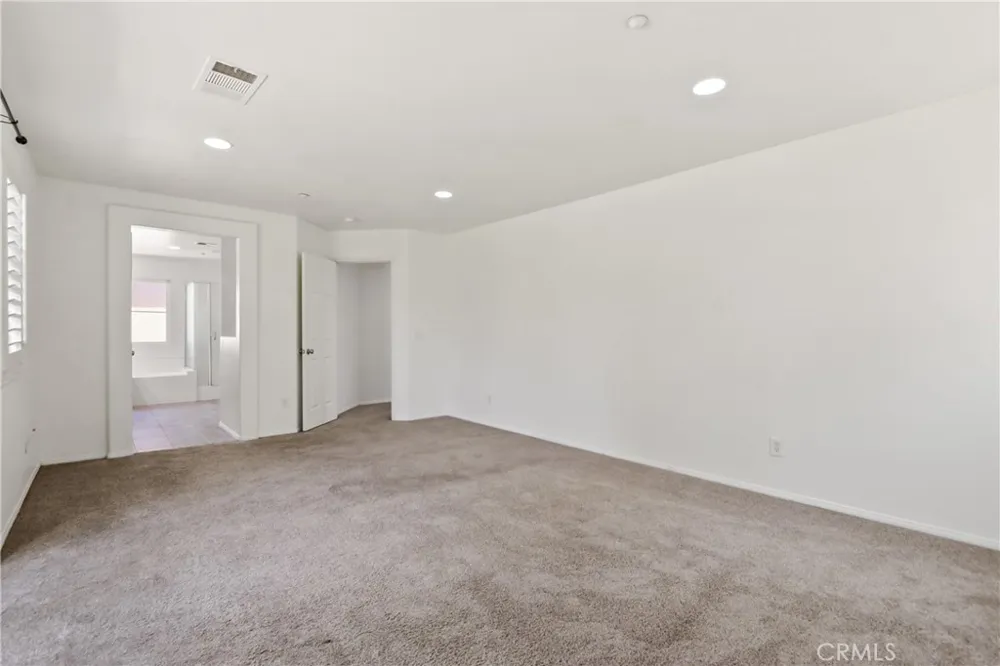 16556 El Revino Drive Fontana, CA 92336