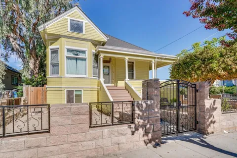 55 Willow Street