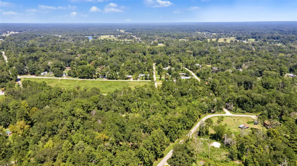 Barfield Drive Shepherd, TX 77371