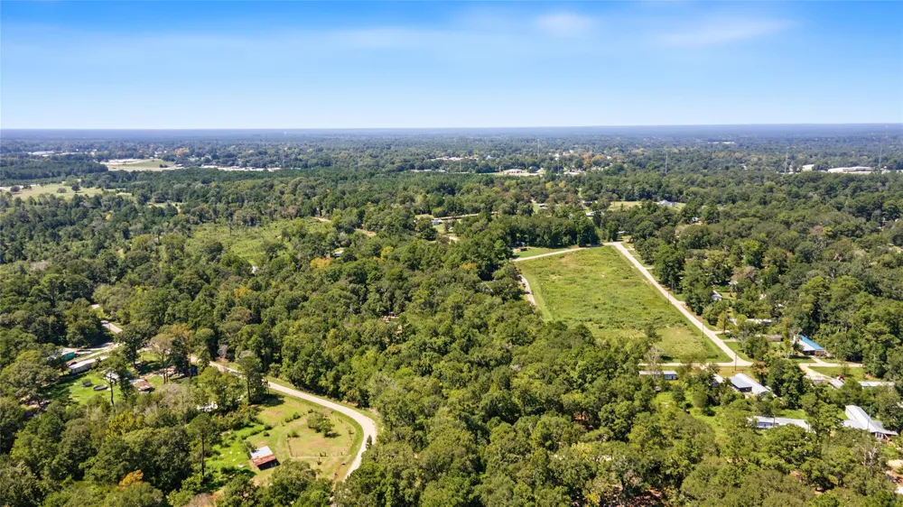 Barfield Drive Shepherd, TX 77371