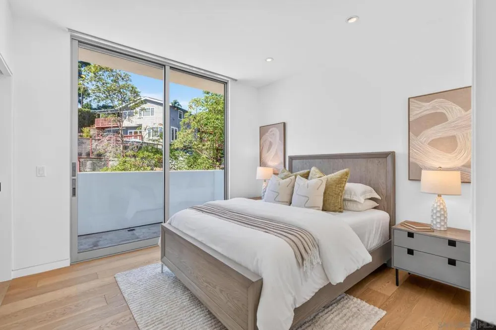 3985 Clark Street San Diego, CA 92103