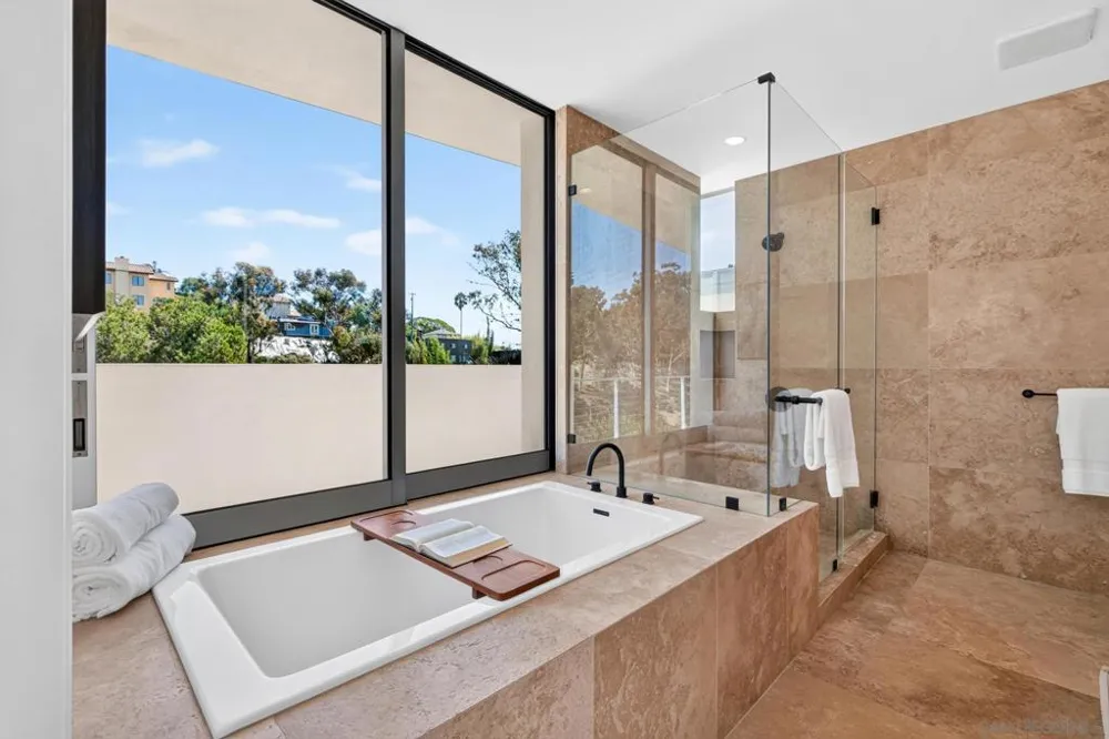 3985 Clark Street San Diego, CA 92103