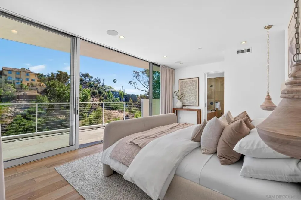 3985 Clark Street San Diego, CA 92103