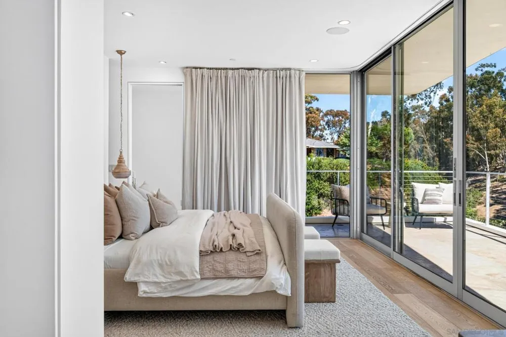 3985 Clark Street San Diego, CA 92103