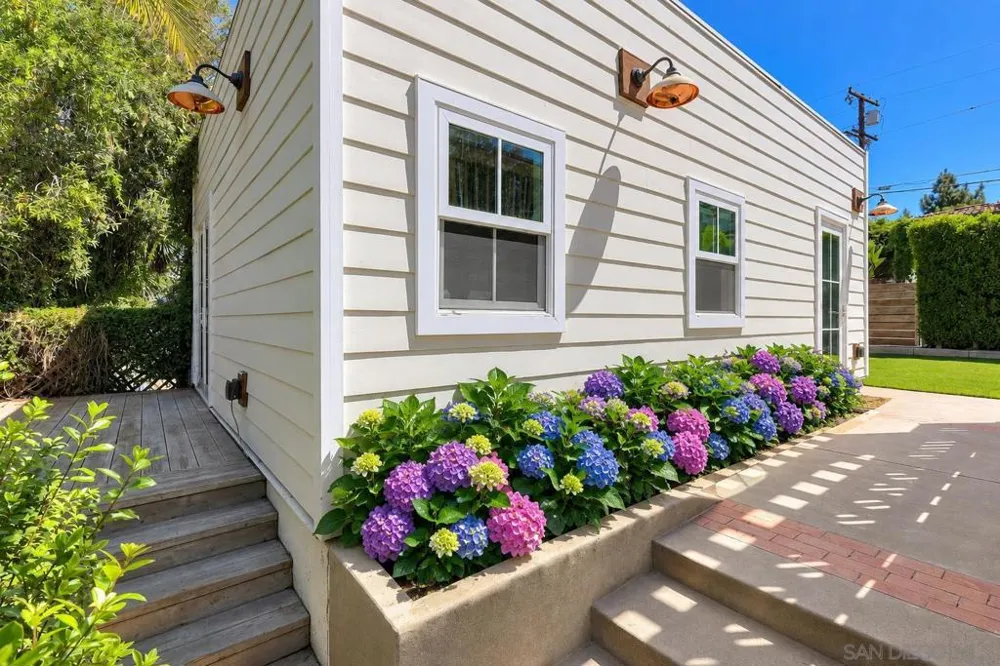 4301 Hawk St San Diego, CA 92103