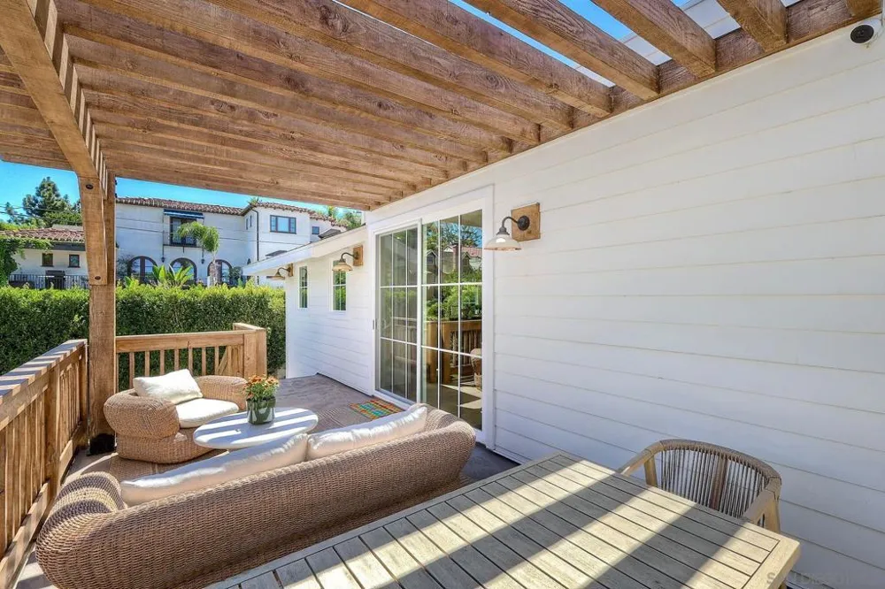 4301 Hawk St San Diego, CA 92103