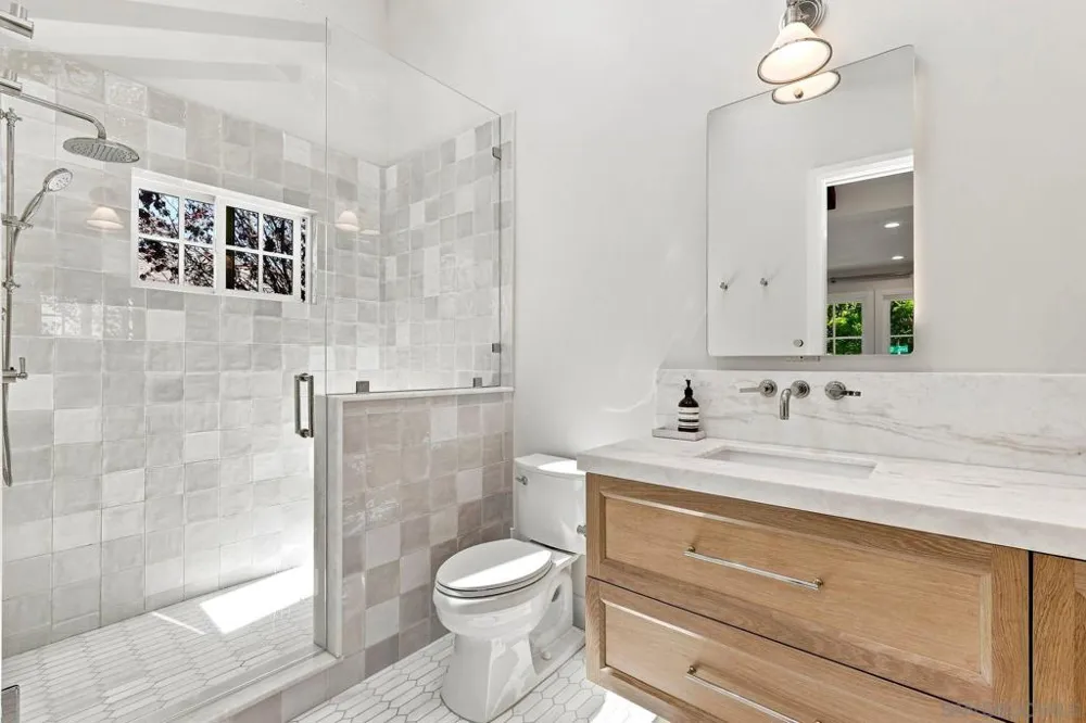 4301 Hawk St San Diego, CA 92103