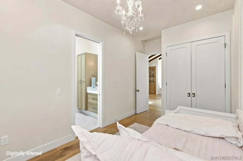 4301 Hawk St San Diego, CA 92103