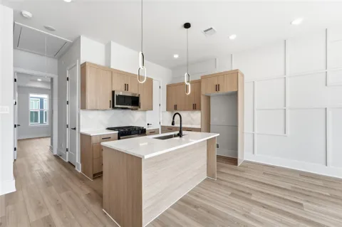 5310 Jesselton Lane