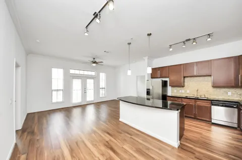 6363 San Felipe Street #364