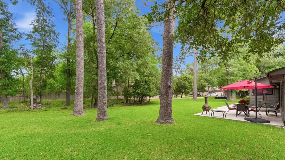 27 Cranberry Lane Montgomery, TX 77356