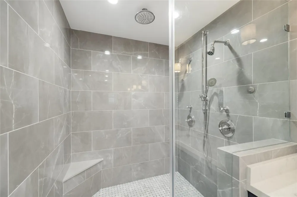 4907 Golf Drive Houston, TX 77018