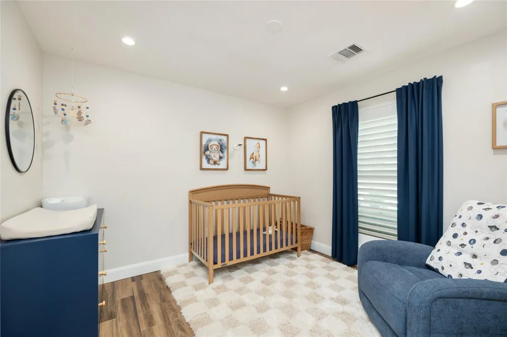 4907 Golf Drive Houston, TX 77018