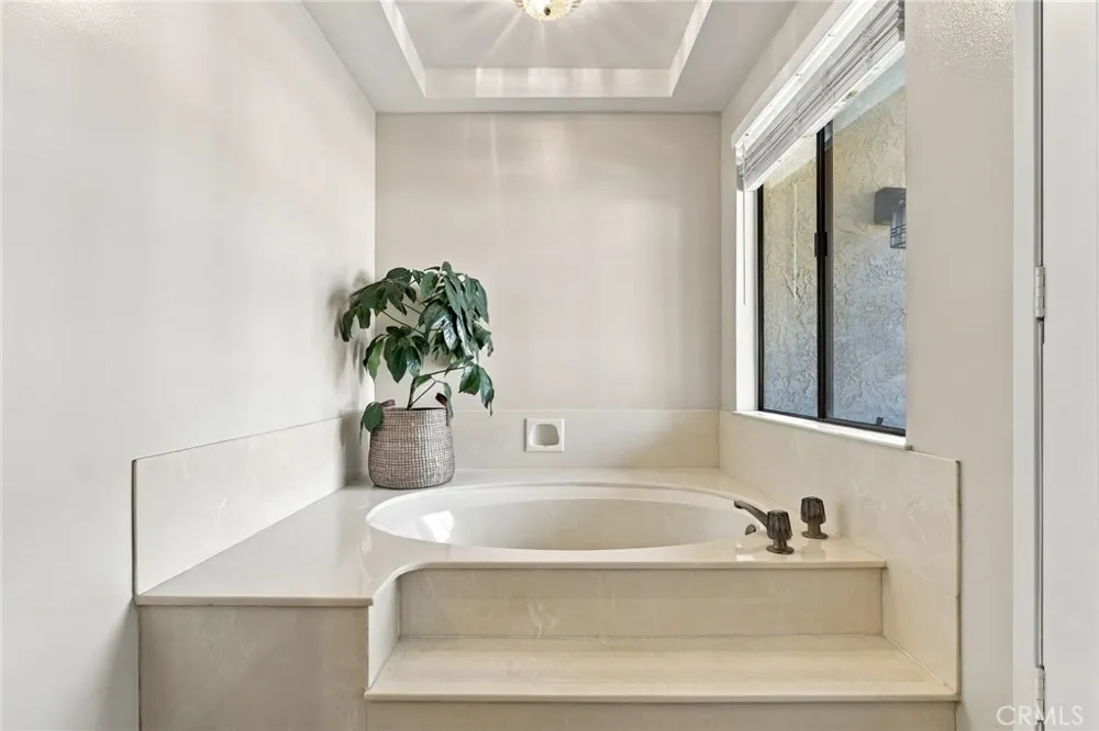 2429 Cliff Road Upland, CA 91784