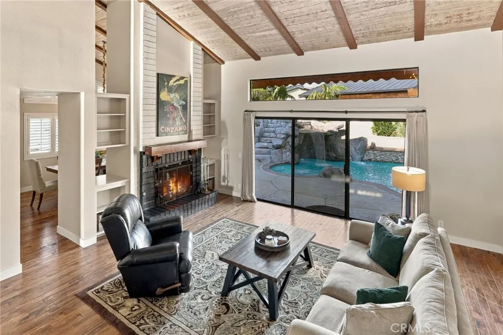 2429 Cliff Road Upland, CA 91784
