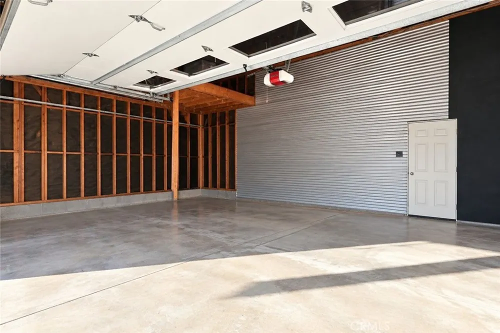 2429 Cliff Road Upland, CA 91784