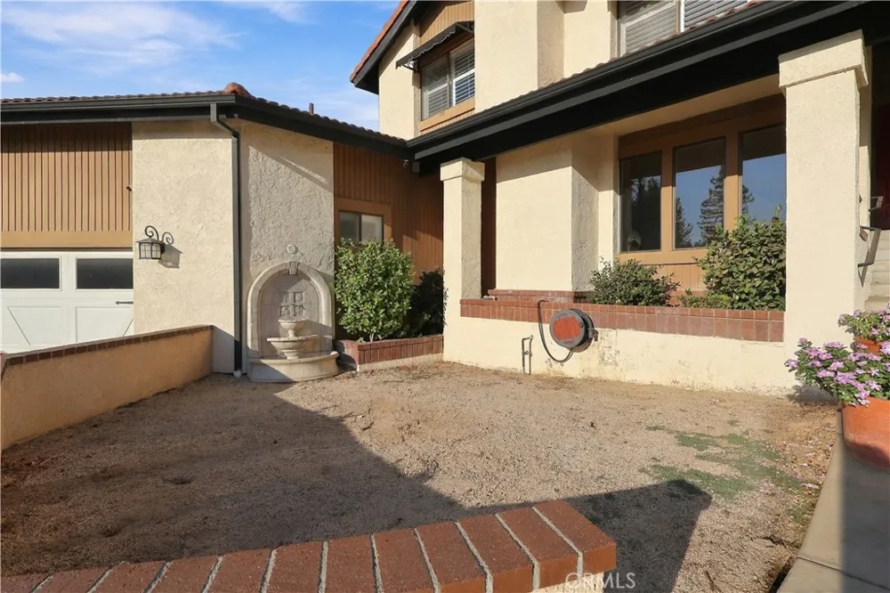 2429 Cliff Road Upland, CA 91784