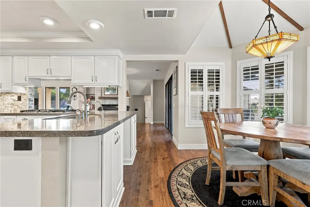 2429 Cliff Road Upland, CA 91784