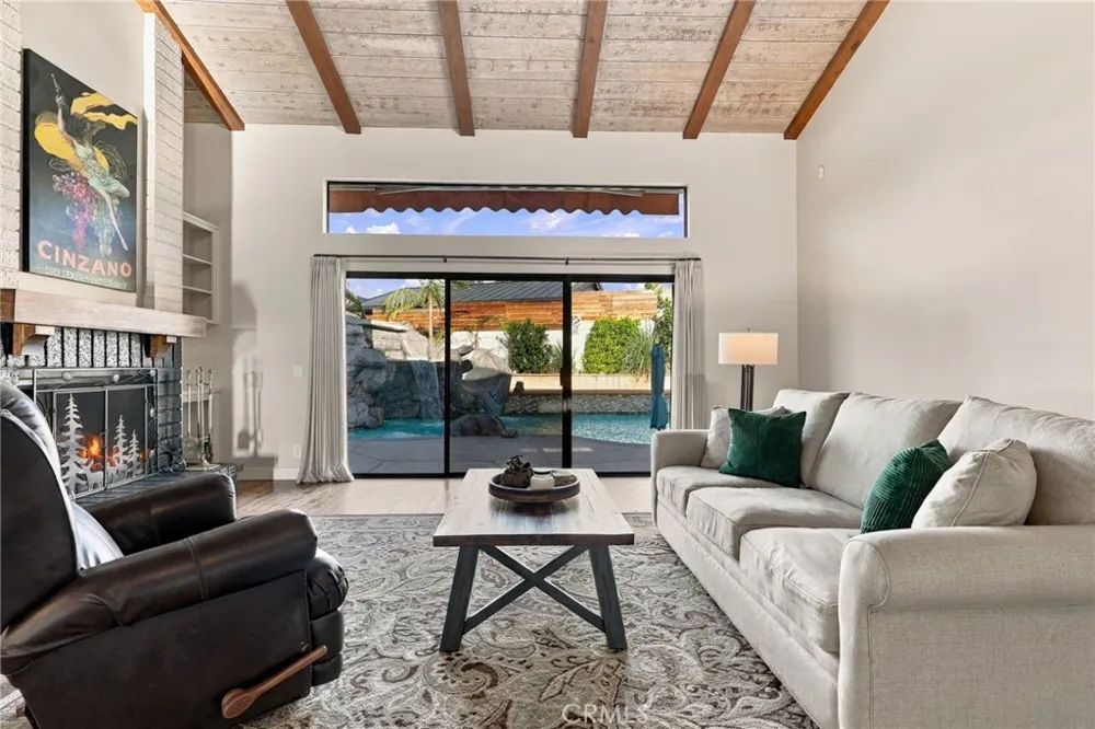 2429 Cliff Road Upland, CA 91784
