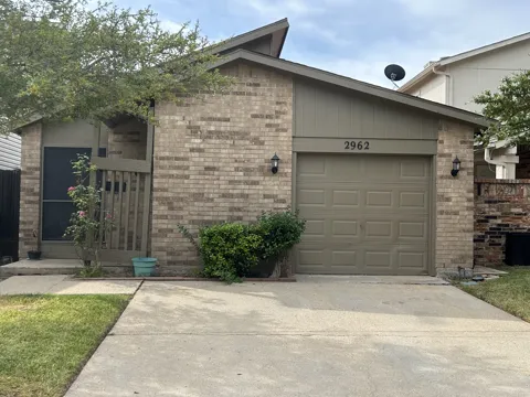 2962 Canis Circle