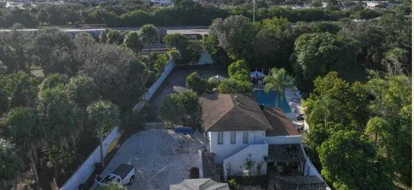 1009 S Indian River Drive Fort Pierce, FL 34950