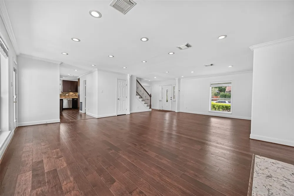 11315 Olympia Drive Houston, TX 77077
