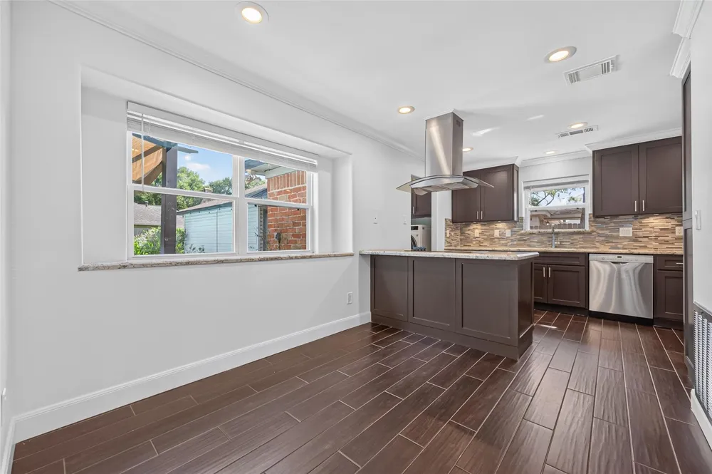 11315 Olympia Drive Houston, TX 77077
