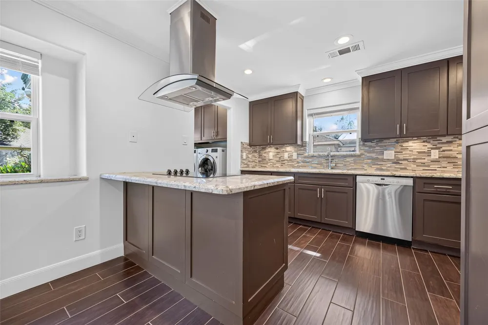 11315 Olympia Drive Houston, TX 77077