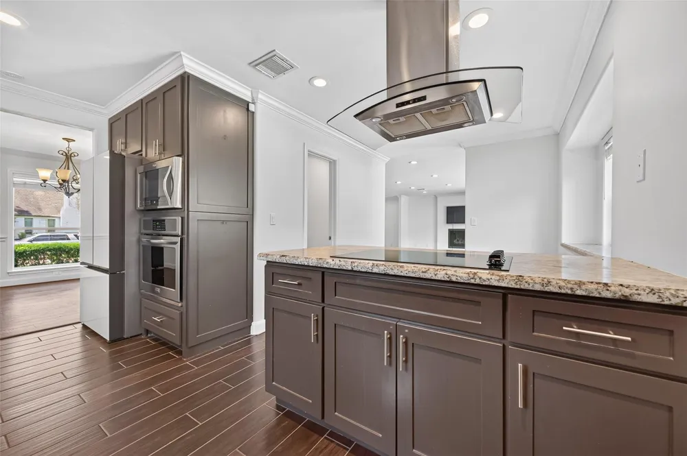 11315 Olympia Drive Houston, TX 77077