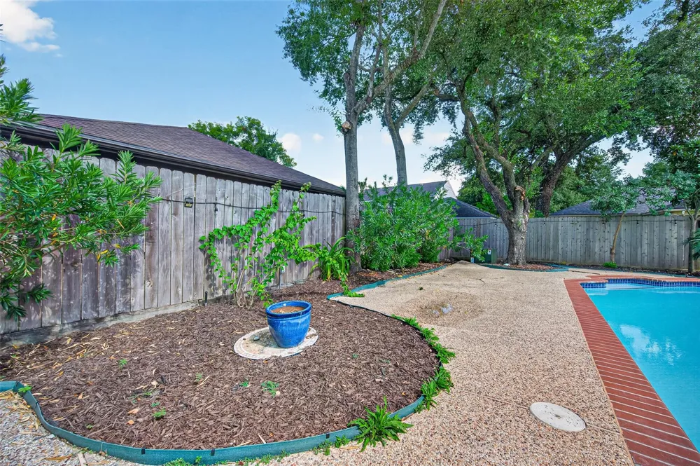 11315 Olympia Drive Houston, TX 77077
