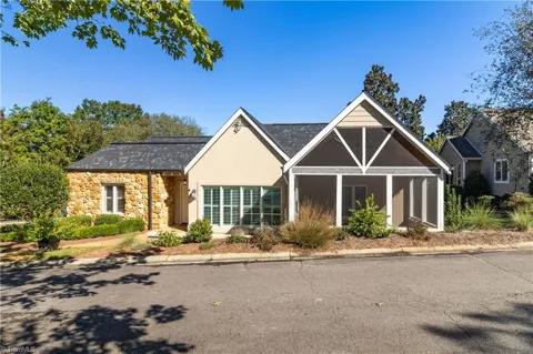 115 Laurel Place