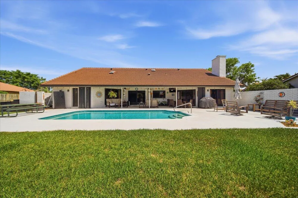 11299 NW 10th Manor Coral Springs, FL 33071