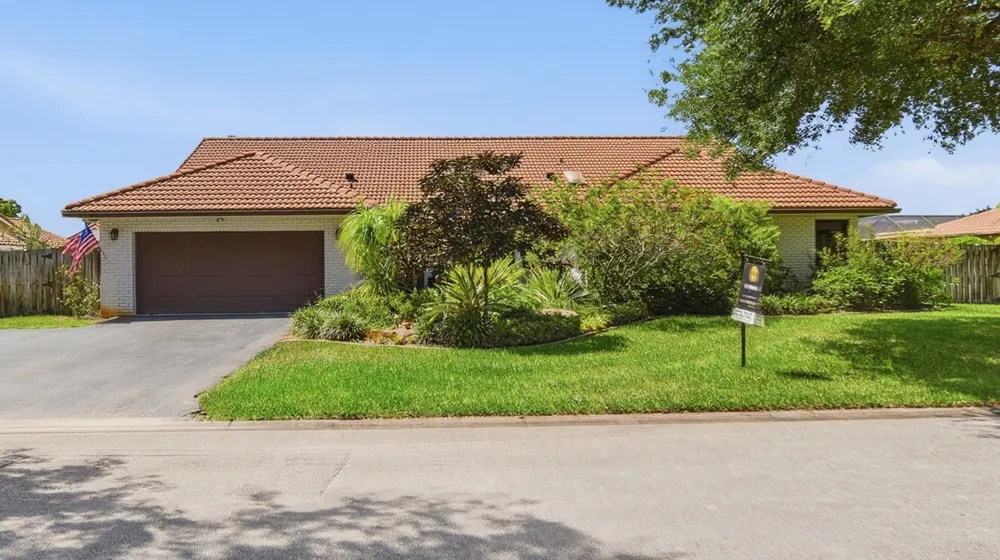 11299 NW 10th Manor Coral Springs, FL 33071