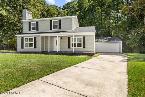 211 Warren Court