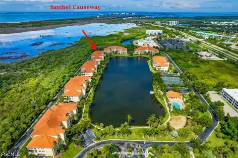 Sanibel View Circle #104