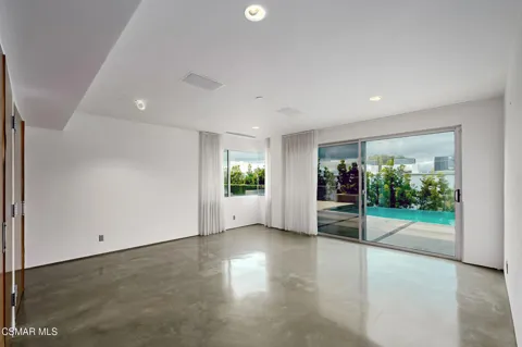 3681 Alomar Drive