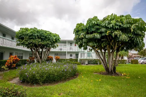 117 Kingswood F #117