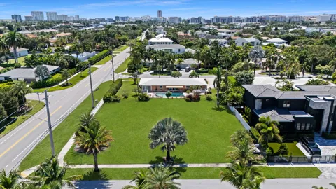 498 NE 10th Street