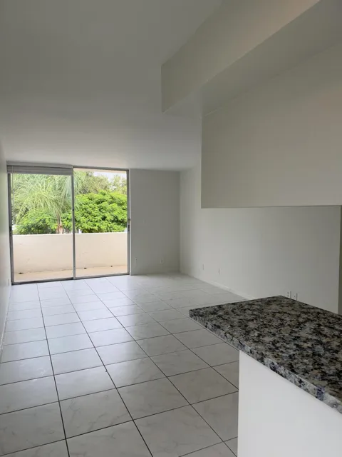 100 SE 21ST STREET #1-8